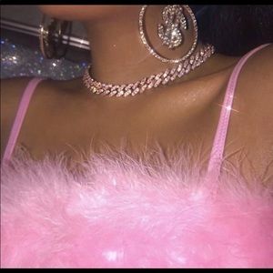 Meet your Posher, Amaya